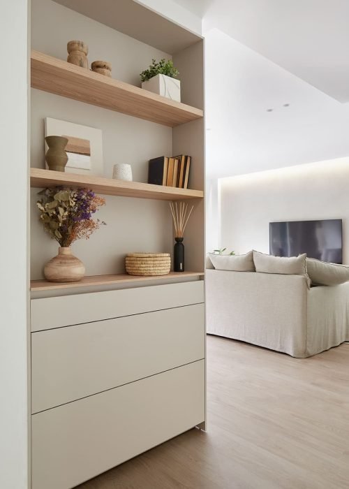 proyecto-interiorismo-malkorbide-entrada-estanterias