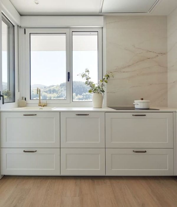 proyecto-interiorismo-txarapea4-cocina-luminosa