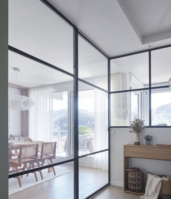 proyecto-interiorismo-txarapea4-recibidor-puerta-corredera