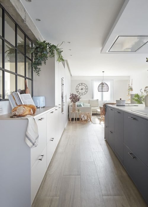 reforma-piso-zarautz-nafarroa-desayunador-cocina-despensa