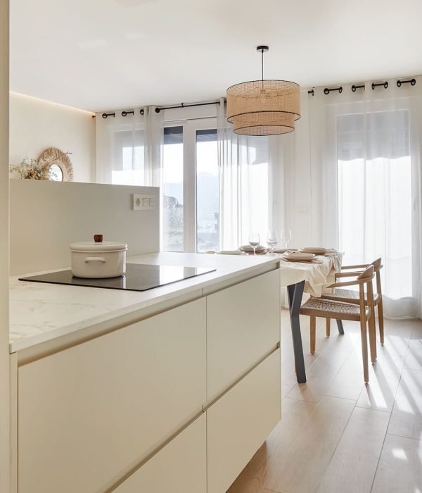 reforma-piso-zumaia-juan-belmonte-cocina-comedor-beige87