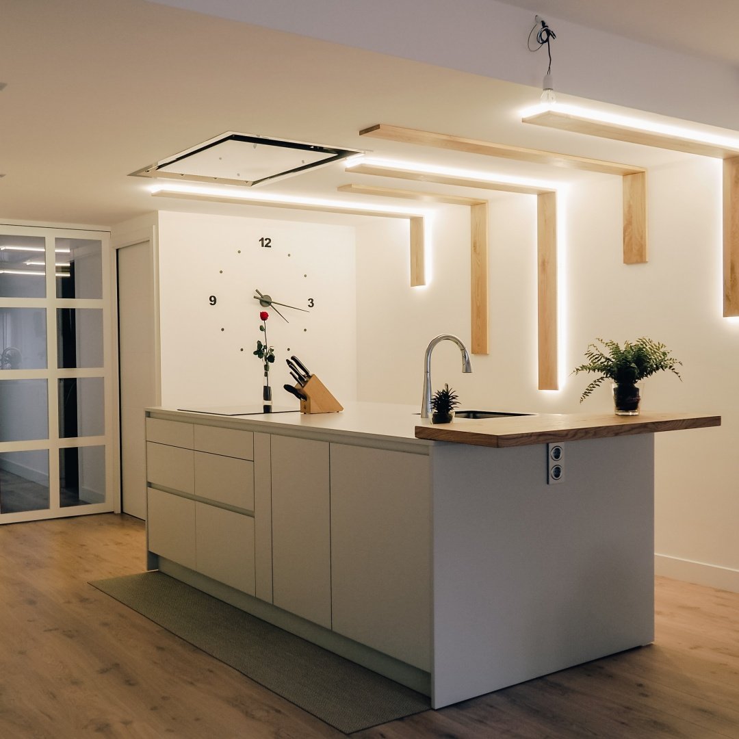 reforma-vivienda-nafarroa-tolosa-iluminacion-cocina